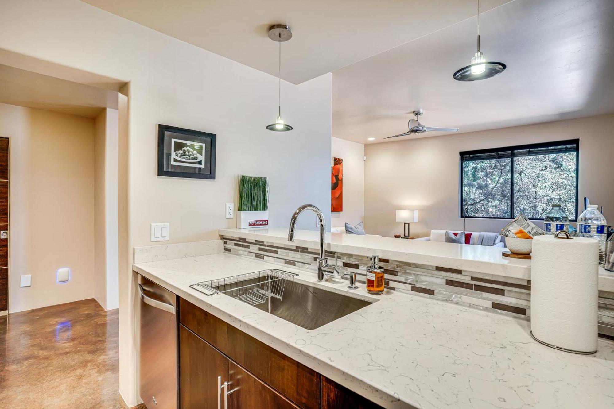 Sedona Couples Retreat With Patio Walk To Trails! Apartamento Exterior foto